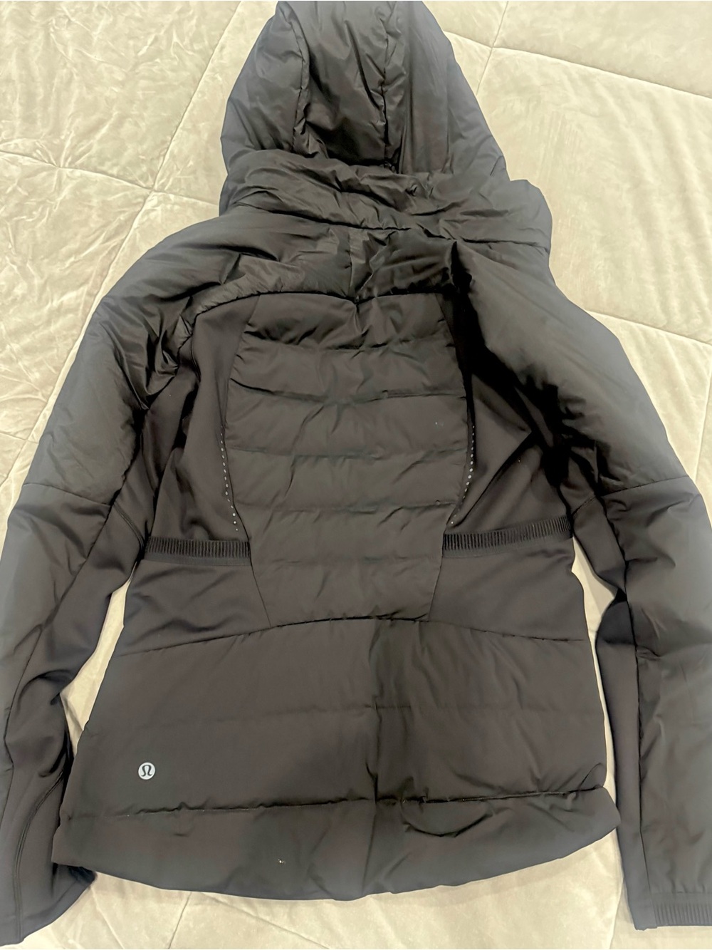 lululemon athletica Black Hooded Insulated Puffer Jacket - Picture 3 of 4